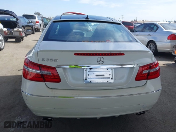 2013 Mercedes-Benz E 350 with VIN WDDKJ5KB1DF197335, listed as a IAAI auction lot 42272831 with 58,092 mi miles and . Bid and sale history available at DreamBid. Image 16.