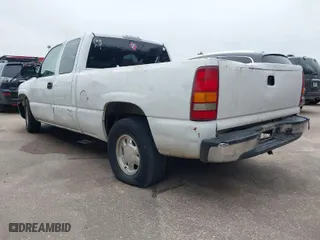 2002 GMC Sierra 1500 SLE with VIN 2GTEC19T121317115, listed as a IAAI auction lot 41446209 with 188,597 mi miles. Bid and sale history available at carsss.com. Image 3.
