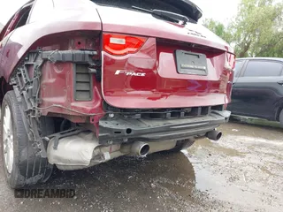 2017 Jaguar F-Pace 35t Prestige с VIN SADCK2BV3HA078231, выставлен на аукционе IAAI как лот 42101243 с пробегом 128 533 миль миль и . История ставок и продаж доступна на DreamBid. Изображение 6.
