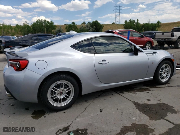 2020 Toyota 86 GT with VIN JF1ZNAE1XL8753529, listed as a Copart auction lot 62600444 with 5,652 mi miles and Clean Title. Bid and sale history available at carsss.com. Image 3.
