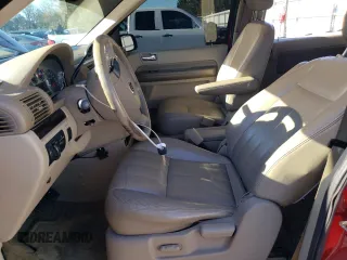 2004 Mercury Monterey Convenience z VIN 2MRDA20214BJ10911, wystawiony jako Copart lot #80021584 z przebiegiem Nie podano mil oraz Szkody całkowita. Historia ofert i sprzedaży dostępna na DreamBid. Obrazek 7.