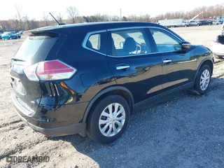 2015 Nissan Rogue S with VIN KNMAT2MV6FP540952, listed as a IAAI auction lot 41858193 with 70,382 mi miles. Bid and sale history available at carsss.com. Image 4.