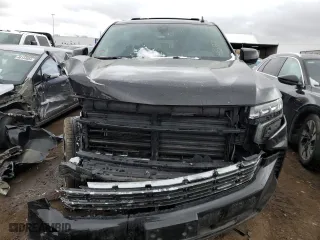 2022 Chevrolet Suburban RST with VIN 1GNSKEKD1NR149401, listed as a Copart auction lot 45932904 with 101,440 mi miles and Salvage Title. Bid and sale history available at carsss.com. Image 5.