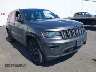 2020 Jeep Grand Cherokee Altitude z VIN 1C4RJFAG5LC435490, wystawiony jako IAAI lot #42046072 z przebiegiem 205 111 mil mil oraz . Historia ofert i sprzedaży dostępna na DreamBid. Obrazek 1.