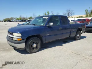 2001 Chevrolet Silverado 1500 LS with VIN 2GCEC19V611242072, listed as a Copart auction lot 53164115 with 246,663 mi miles and Clean Title. Bid and sale history available at carsss.com. Image 1.