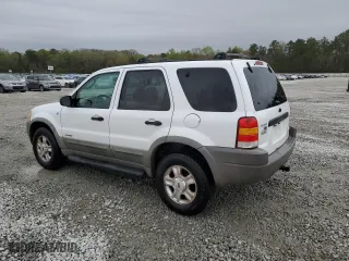 2002 Ford Escape XLT with VIN 1FMCU03192KB53680, listed as a Copart auction lot 50066875 with 262,128 mi miles and Salvage Title. Bid and sale history available at carsss.com. Image 2.