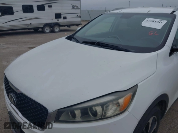 2017 Kia Sorento EX with VIN 5XYPH4A54HG307072, listed as a IAAI auction lot 42381045 with 231,533 mi miles and . Bid and sale history available at DreamBid. Image 6.