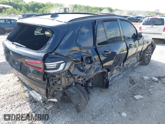 2022 BMW X5 xDrive40i with VIN 5UXCR6C01N9K28396, listed as a IAAI auction lot 42242778 with 43,350 mi miles and . Bid and sale history available at DreamBid. Image 4.