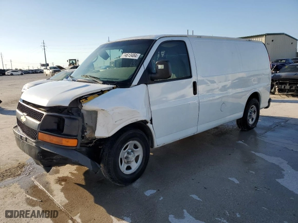 2007 Chevrolet Express Cargo Van with VIN 1GCFG15X571104330, listed as a Copart auction lot 74613484 with 207,630 mi miles and Salvage Title. Bid and sale history available at carsss.com. Image 1.