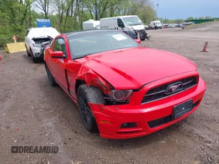 2013 Ford Mustang V6 with VIN 1ZVBP8AM7D5244237, listed as a IAAI auction lot 42147696 with 121,292 mi miles and . Bid and sale history available at DreamBid. Image 1.