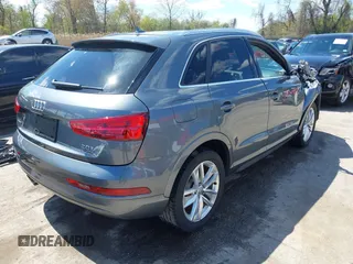 2017 Audi Q3 Premium Plus z VIN WA1JCCFS5HR003127, wystawiony jako IAAI lot #42060877 z przebiegiem 78 881 mil mil oraz . Historia ofert i sprzedaży dostępna na DreamBid. Obrazek 4.