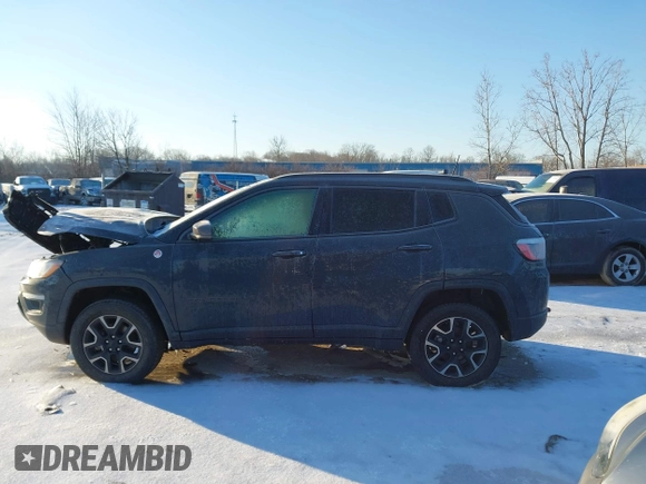 2018 Jeep Compass Trailhawk with VIN 3C4NJDDB4JT501774, listed as a IAAI auction lot 41537713 with 50,834 mi miles and . Bid and sale history available at carsss.com. Image 14.