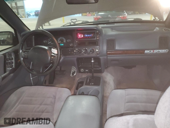 1996 Jeep Grand Cherokee Laredo with VIN 1J4EX58S5TC133225, listed as a Copart auction lot 49132214 with 233,886 mi miles and Non Repairable. Bid and sale history available at carsss.com. Image 8.