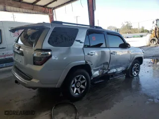 2024 Toyota 4Runner TRD Off Road with VIN JTERU5JR1R6253419, listed as a Copart auction lot 43351515 with 0 mi miles and Non Repairable. Bid and sale history available at carsss.com. Image 3.