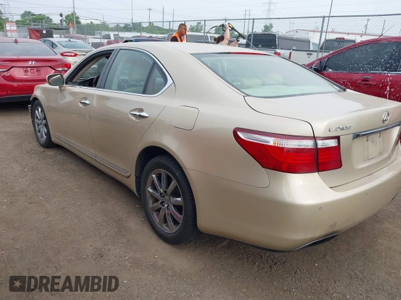 2007 Lexus LS 460 with VIN JTHBL46F775033849, listed as a IAAI auction lot 42426122 with 255,911 mi miles and . Bid and sale history available at DreamBid. Image 3.