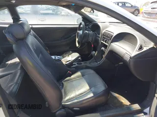 2002 Ford Mustang Standard z VIN 1FAFP40452F115179, wystawiony jako IAAI lot #42639855 z przebiegiem Nie podano mil oraz . Historia ofert i sprzedaży dostępna na DreamBid. Obrazek 5.