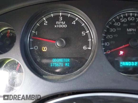 2007 Chevrolet Tahoe LS with VIN 1GNFC13C97R278535, listed as a IAAI auction lot 42008667 with 175,671 mi miles and . Bid and sale history available at DreamBid. Image 7.