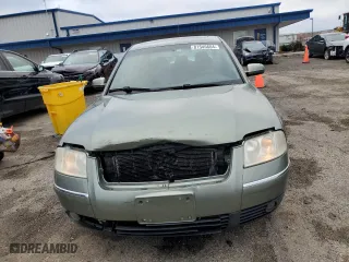 2003 Volkswagen Passat GLS with VIN WVWPD63B33P451809, listed as a Copart auction lot 81546604 with 168,002 mi miles and Non Repairable. Bid and sale history available at carsss.com. Image 5.