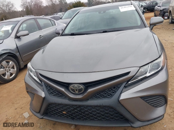 2018 Toyota Camry LE with VIN 4T1B11HK3JU630411, listed as a IAAI auction lot 41423338 with 134,959 mi miles. Bid and sale history available at carsss.com. Image 13.