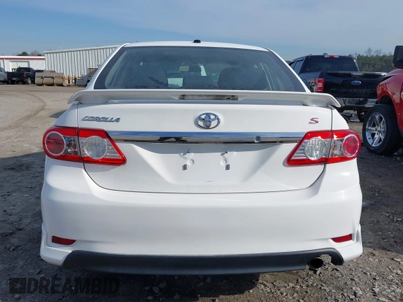2011 Toyota Corolla L with VIN 2T1BU4EE8BC684488, listed as a IAAI auction lot 41650941 with 181,586 mi miles. Bid and sale history available at carsss.com. Image 16.