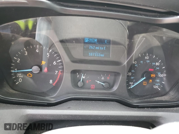 2019 Ford Transit z VIN 1FTYE1ZM4KKB38454, wystawiony jako Copart lot #59751635 z przebiegiem 187 153 mil mil oraz Szkoda całkowita • Salvage title. Historia ofert i sprzedaży dostępna na DreamBid. Obrazek 9.