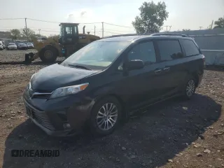 2018 Toyota Sienna XLE Auto Access Seat с VIN 5TDYZ3DC2JS943861, выставлен на аукционе Copart как лот 62263105 с пробегом 67 247 миль миль и Чистый • Clean title. История ставок и продаж доступна на DreamBid. Изображение 1.
