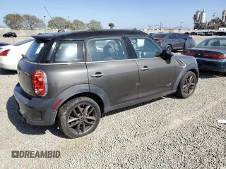 2011 MINI Countryman S with VIN WMWZC5C54BWL52742, listed as a Copart auction lot 54376635 with 124,887 mi miles and Clean Title. Bid and sale history available at DreamBid. Image 3.