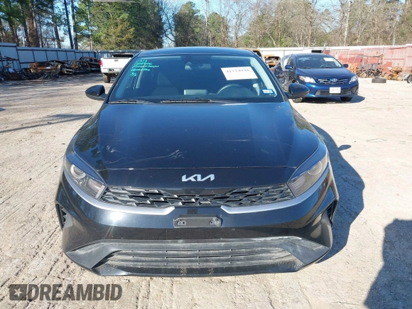 2023 Kia Forte LXS with VIN 3KPF24AD8PE653786, listed as a IAAI auction lot 41724948 with 27,598 mi miles and . Bid and sale history available at DreamBid. Image 13.