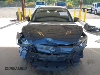 2016 Scion iA z VIN 3MYDLBZV4GY103085, wystawiony jako IAAI lot #42224286 z przebiegiem 90 786 mil mil oraz . Historia ofert i sprzedaży dostępna na DreamBid. Obrazek 12.