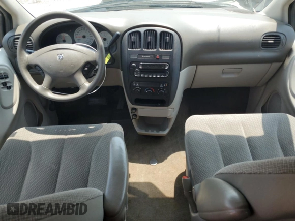 2005 Dodge Caravan SE с VIN 2D4GP24RX5R360598, выставлен на аукционе Copart как лот 60288075 с пробегом 126 609 миль миль и На запчасти • Non repairable. История ставок и продаж доступна на DreamBid. Изображение 8.