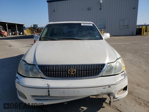 2001 Toyota Avalon XL with VIN 4T1BF28BX1U140913, listed as a Copart auction lot 56253065 with 110,880 mi miles and Clean Title. Bid and sale history available at DreamBid. Image 5.