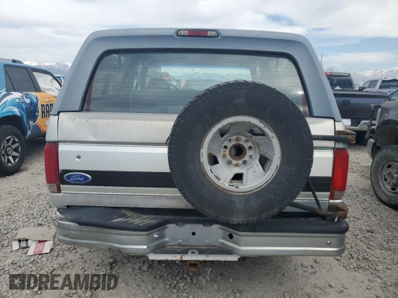 1996 Ford Bronco Custom with VIN 1FMEU15H2TLB39706, listed as a Copart auction lot 52936135 with 202,872 mi miles and Clean title. Bid and sale history available at DreamBid. Image 6.