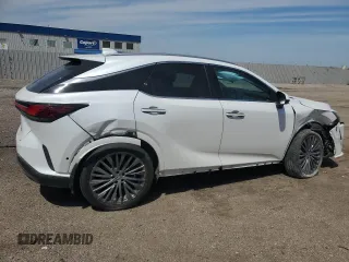 2024 Lexus RX 350h z VIN 2T2BBMCA9RC044401, wystawiony jako Copart lot #55768825 z przebiegiem 15 973 mil mil oraz Szkoda całkowita • Salvage title. Historia ofert i sprzedaży dostępna na DreamBid. Obrazek 3.