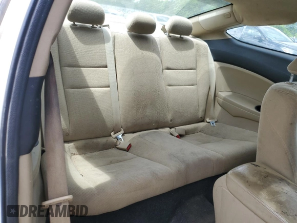2012 Honda Accord EX z VIN 1HGCS1B70CA022135, wystawiony jako Copart lot #56799685 z przebiegiem 261 083 mil mil oraz Czysty tytuł • Clean title. Historia ofert i sprzedaży dostępna na DreamBid. Obrazek 10.