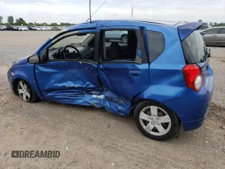 2009 Pontiac G3 z VIN KL2TV65E89B389738, wystawiony jako Copart lot #61396864 z przebiegiem Nie podano mil oraz Nie do naprawy. Historia ofert i sprzedaży dostępna na DreamBid. Obrazek 2.