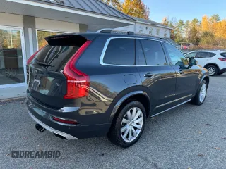 2016 Volvo XC90 T6 Momentum with VIN YV4A22PK7G1026968, listed as a Copart auction lot 77676774 with 160,222 mi miles and Clean Title. Bid and sale history available at carsss.com. Image 4.