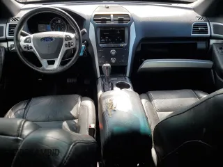 2014 Ford Explorer XLT z VIN 1FM5K7D84EGB89092, wystawiony jako Copart lot #55800745 z przebiegiem 138 755 mil mil oraz Szkoda całkowita • Salvage title. Historia ofert i sprzedaży dostępna na DreamBid. Obrazek 8.