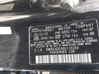 2011 Hyundai Genesis with VIN KMHGC4DE4BU118269, listed as a IAAI auction lot 42088835 with 145,600 mi miles. Bid and sale history available at carsss.com. Image 9.