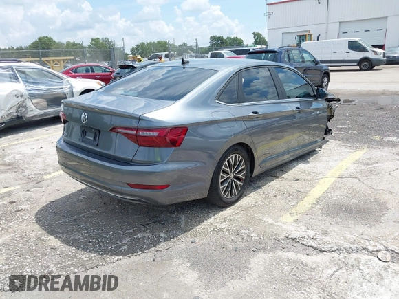 2021 Volkswagen Jetta S z VIN 3VWC57BU4MM009727, wystawiony jako IAAI lot #42339309 z przebiegiem 52 395 mil mil oraz . Historia ofert i sprzedaży dostępna na DreamBid. Obrazek 4.