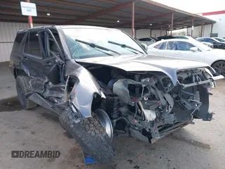 2004 Toyota 4Runner SR5 with VIN JTEBU14R748026917, listed as a IAAI auction lot 41938821 with 205,891 mi miles and . Bid and sale history available at DreamBid. Image 6.