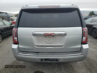 2016 GMC Yukon XL Denali with VIN 1GKS2HKJ8GR239748, listed as a Copart auction lot 71852054 with 112,471 mi miles and Salvage Title. Bid and sale history available at carsss.com. Image 6.