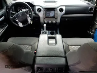 2018 Toyota Tundra 2WD SR5 with VIN 5TFEY5F18JX236948, listed as a Copart auction lot 60276914 with 127,110 mi miles and Salvage Title. Bid and sale history available at carsss.com. Image 8.
