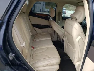 2016 Lincoln MKC Reserve with VIN 5LMCJ3D93GUJ19435, listed as a Copart auction lot 49039785 with 73,847 mi miles and Salvage title. Bid and sale history available at DreamBid. Image 11.