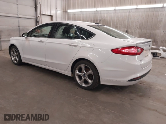 2013 Ford Fusion SE with VIN 3FA6P0H72DR377612, listed as a IAAI auction lot 41963999 with 170,611 mi miles. Bid and sale history available at carsss.com. Image 3.
