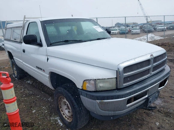 2001 Dodge Ram 1500 with VIN 1B7HF16Y41S257527, listed as a IAAI auction lot 41827940 with 234,885 mi miles. Bid and sale history available at carsss.com. Image 1.