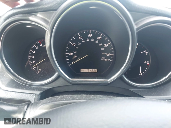 2004 Lexus RX 330 z VIN 2T2HA31U74C014231, wystawiony jako IAAI lot #42463031 z przebiegiem 154 635 mil mil oraz . Historia ofert i sprzedaży dostępna na DreamBid. Obrazek 7.