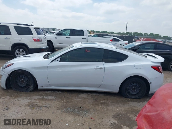 2016 Hyundai Genesis Coupe Ultimate z VIN KMHHU6KJ6GU133523, wystawiony jako IAAI lot #42174363 z przebiegiem Nie podano mil oraz . Historia ofert i sprzedaży dostępna na DreamBid. Obrazek 15.