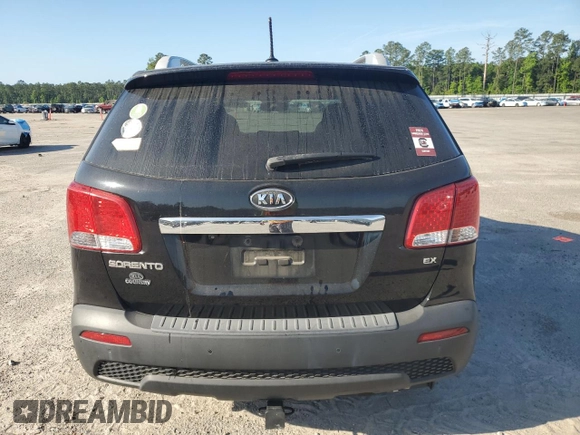 2013 Kia Sorento EX with VIN 5XYKU4A68DG409578, listed as a Copart auction lot 54976585 with 158,945 mi miles and Clean Title. Bid and sale history available at carsss.com. Image 6.