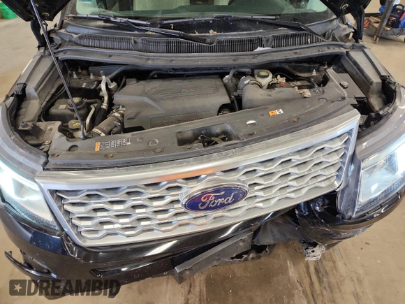 2017 Ford Explorer Platinum с VIN 1FM5K8HT6HGB06710, выставлен на аукционе Copart как лот 59512775 с пробегом 143 459 миль миль и Списание • Salvage title. История ставок и продаж доступна на DreamBid. Изображение 12.