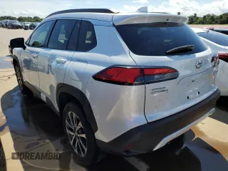 2022 Toyota Corolla Cross XLE with VIN 7MUDAAAG1NV023474, listed as a Copart auction lot 73162374 with 29,235 mi miles and Salvage title. Bid and sale history available at DreamBid. Image 2.